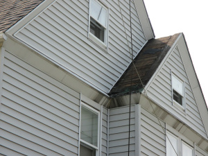 Small narrow section of roof.